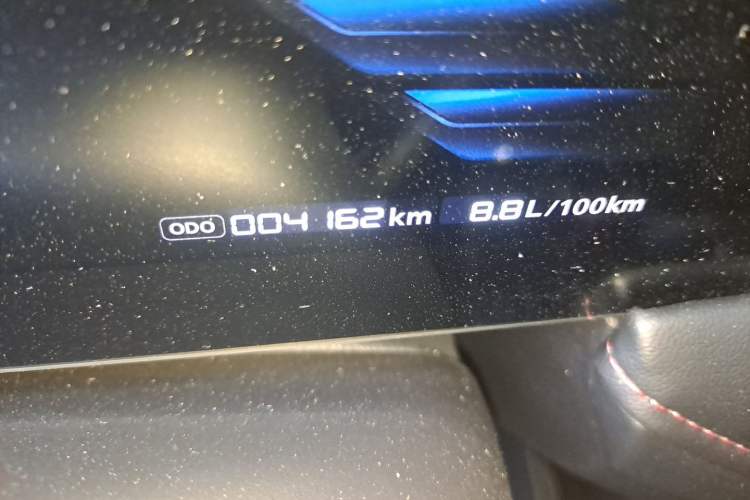 Used Roewe i5 2026 Model 1.5L Manual Comfort Version Odometer Close Up