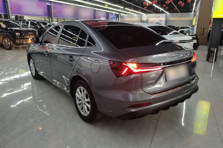 Used Roewe i5 2026 Model 1.5L CVT Luxury Version Rear Left 45 Deg