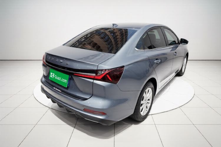 Used Roewe i5 2026 Model 1.5L CVT Luxury Version Rear Right 45 Deg
