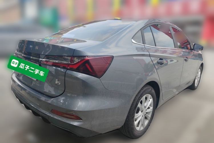 Used Roewe i5 2026 Model 1.5L CVT Executive Version Rear Right 45 Deg
