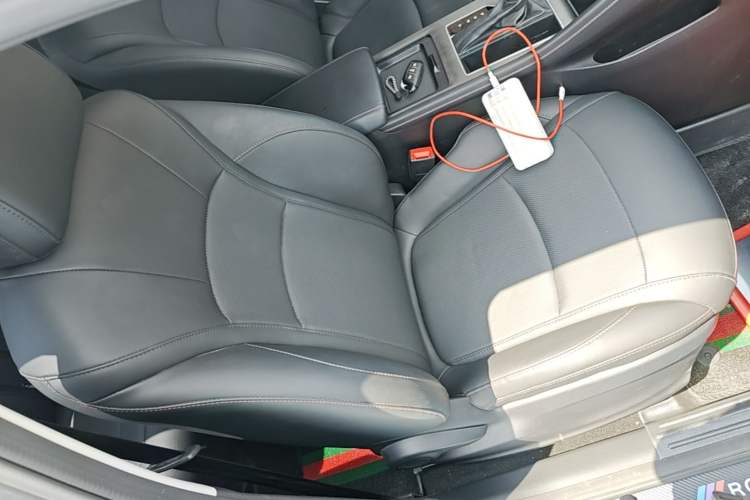 Used Roewe i5 2026 Model 1.5L CVT Luxury Version Right Front Seat