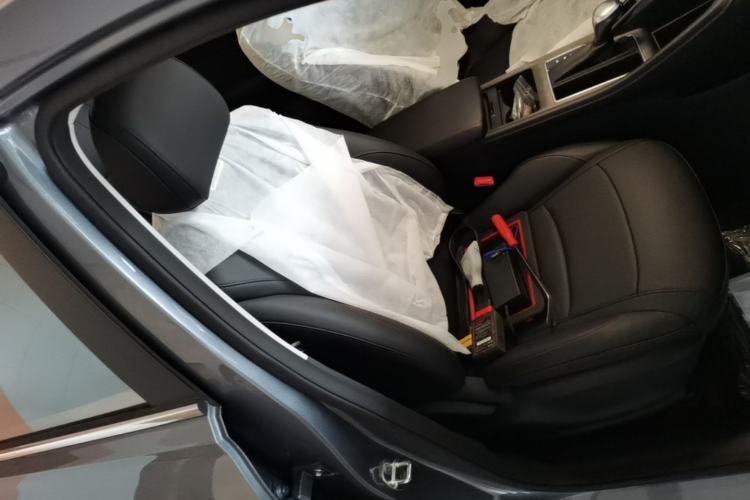 Used Roewe i5 2026 Model 1.5L CVT Luxury Version Right Front Seat