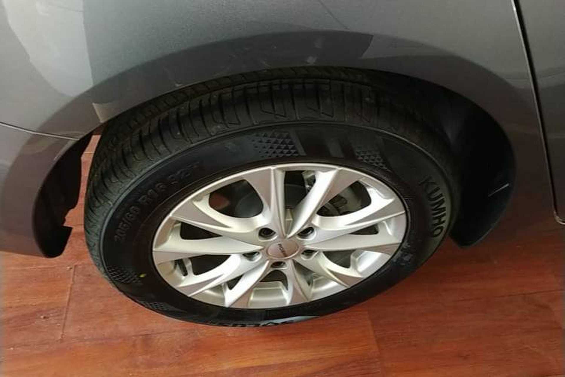Used Roewe i5 2026 Model 1.5L CVT Luxury Version Right Rear Wheel Hub