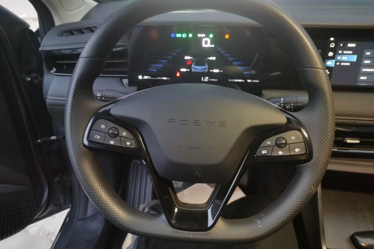 Used Roewe i5 2026 Model 1.5L Manual Comfort Version Steering Wheel