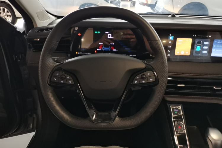 Used Roewe i5 2026 Model 1.5L CVT Luxury Version Steering Wheel