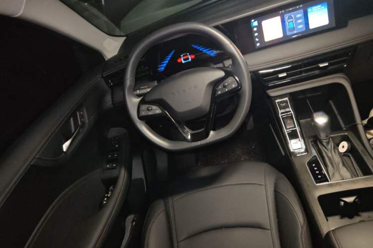 Used Roewe i5 2026 Model 1.5L CVT Luxury Version Steering Wheel