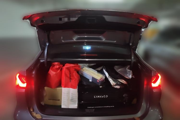 Used Roewe i5 2026 Model 1.5L CVT Luxury Version Trunk