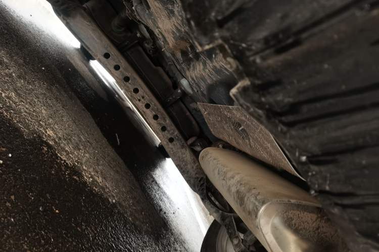 Used Roewe i5 2026 Model 1.5L Manual Comfort Version Chassis Rear