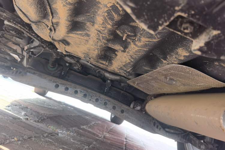 Used Roewe i5 2026 Model 1.5L Manual Comfort Version Chassis Rear