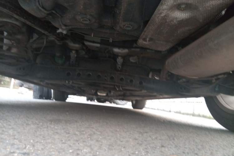 Used Roewe i5 2026 Model 1.5L Manual Comfort Version Chassis Rear