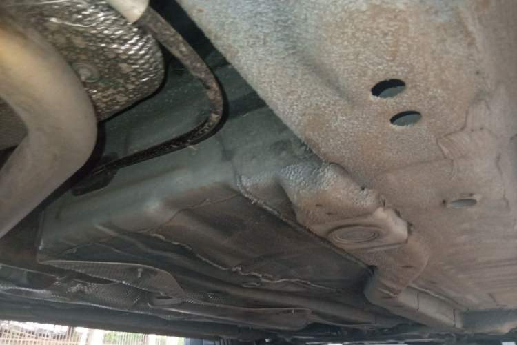Used Roewe i5 2026 Model 1.5L Manual Comfort Version Chassis Rear Right