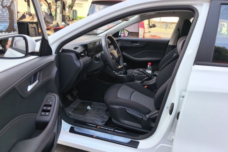 Used Roewe i5 2026 Model 1.5L Manual Comfort Version Driver Seat