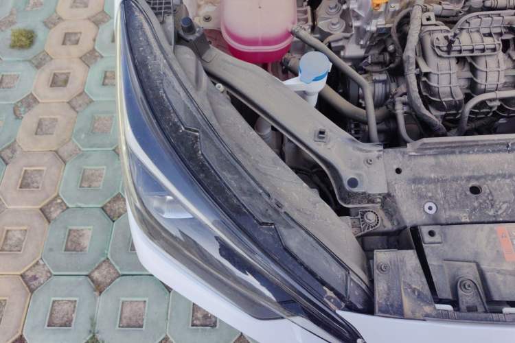 Used Roewe i5 2026 Model 1.5L Manual Comfort Version Engine Bay Right