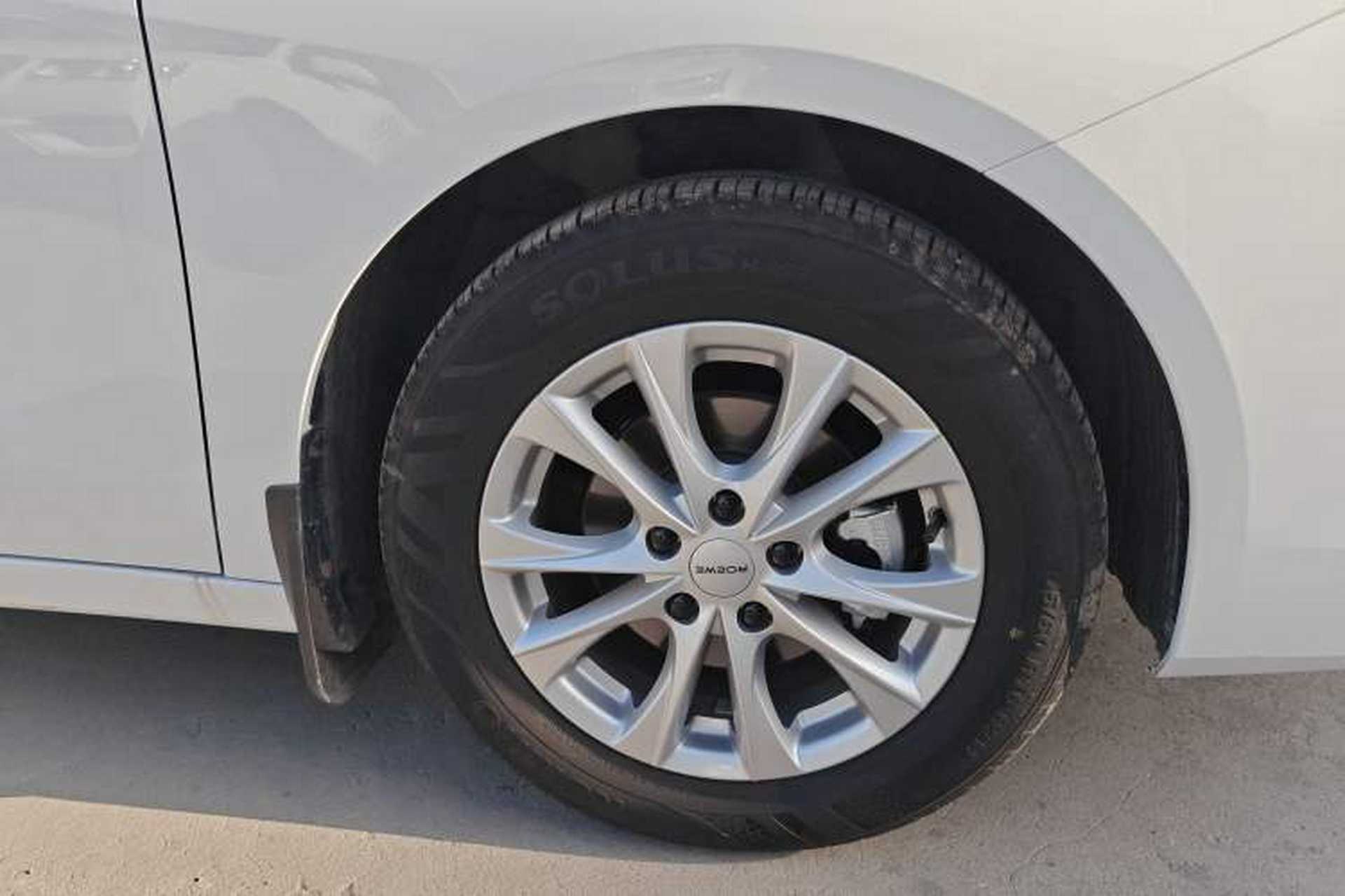 Used Roewe i5 2026 Model 1.5L Manual Comfort Version Exterior 1