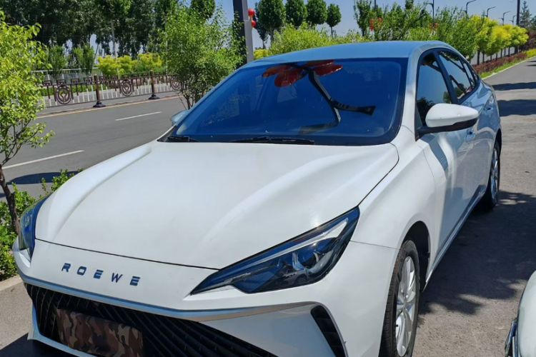 Used Roewe i5 2026 Model 1.5L Manual Comfort Version Exterior 2