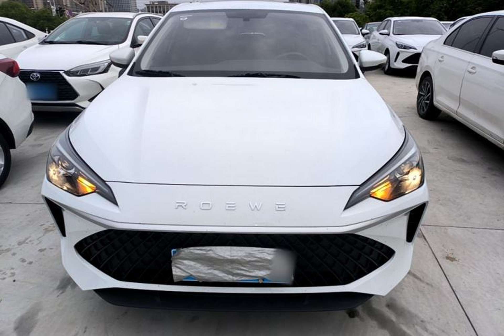 Used Roewe i5 2026 Model 1.5L CVT Luxury Version Front