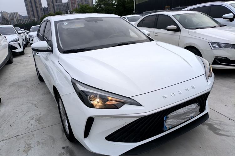 Used Roewe i5 2026 Model 1.5L CVT Luxury Version Front Right 45 Deg
