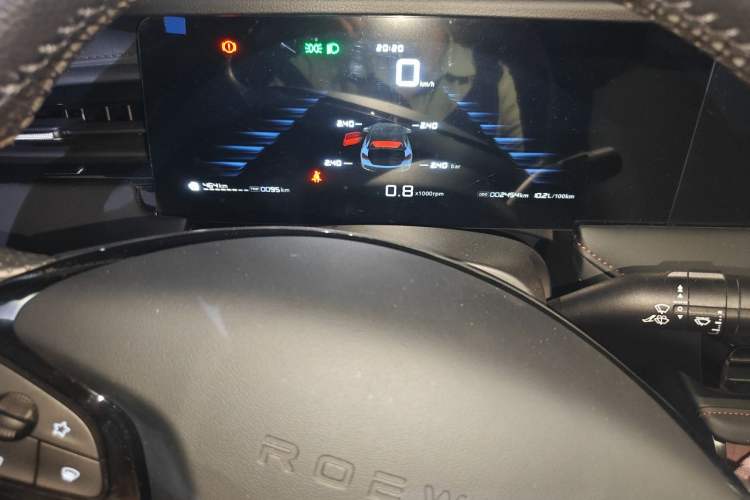 Used Roewe i5 2026 Model 1.5L Manual Comfort Version Instrument Cluster