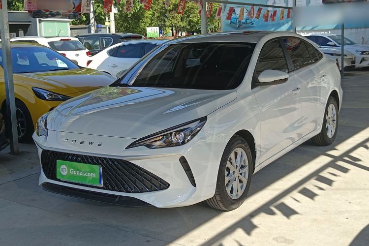 Roewe i5 2026 Model 1.5L CVT Luxury Version