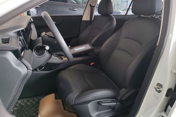 Used Roewe i5 2026 Model 1.5L CVT Luxury Version Left Front Seat