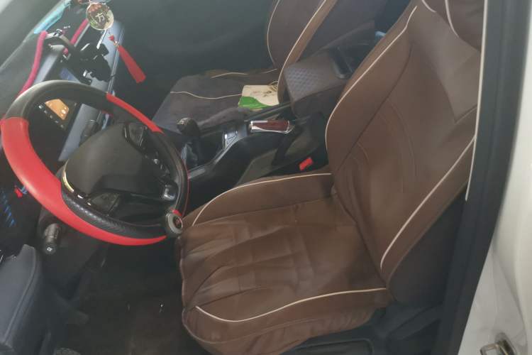 Used Roewe i5 2026 Model 1.5L Manual Comfort Version Left Front Seat