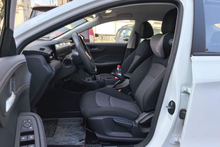 Used Roewe i5 2026 Model 1.5L Manual Comfort Version Left Front Seat