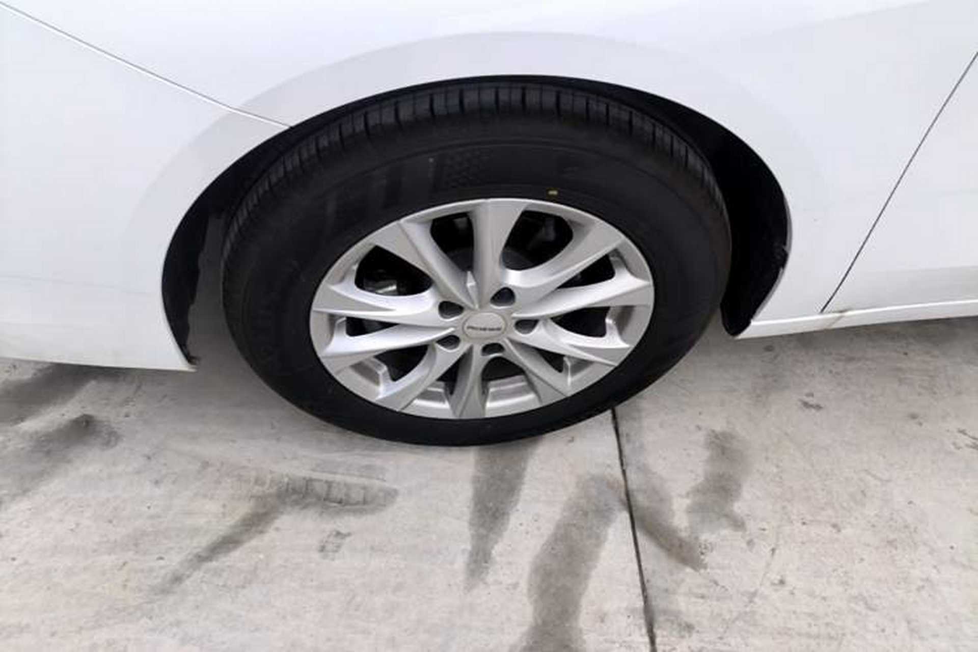 Used Roewe i5 2026 Model 1.5L CVT Luxury Version Left Front Wheel Hub