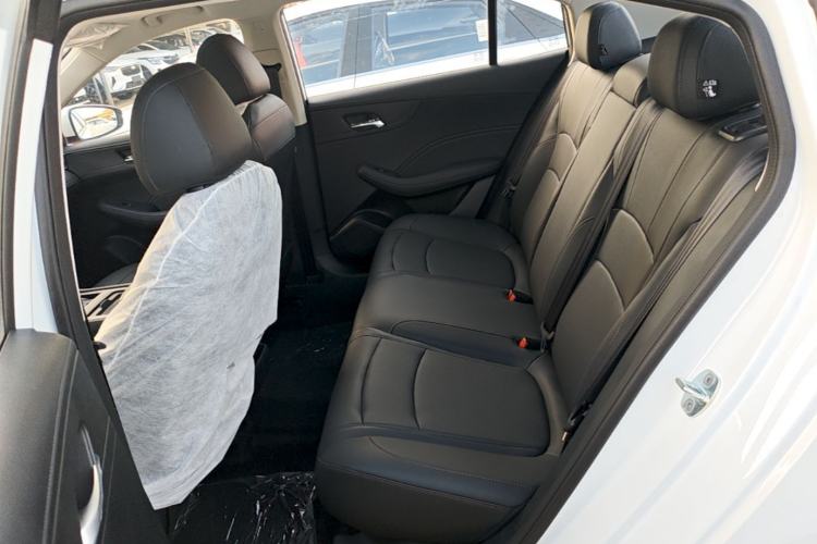 Used Roewe i5 2026 Model 1.5L CVT Luxury Version Left Rear Seat