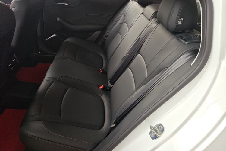 Used Roewe i5 2026 Model 1.5L CVT Luxury Version Left Rear Seat