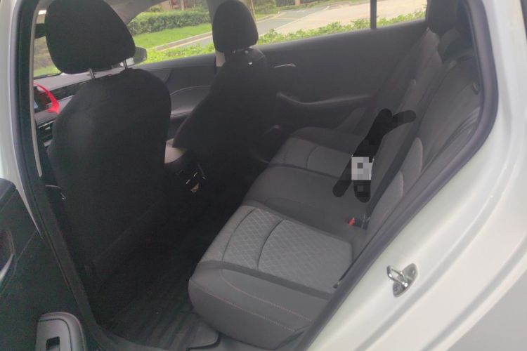 Used Roewe i5 2026 Model 1.5L Manual Comfort Version Left Rear Seat
