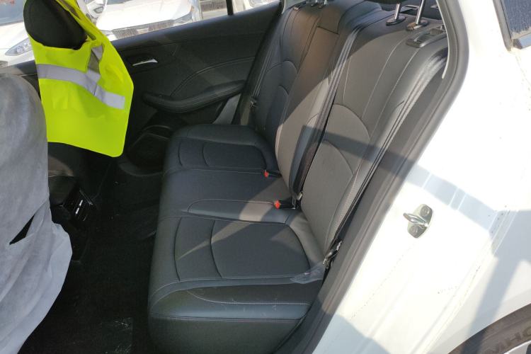 Used Roewe i5 2026 Model 1.5L CVT Luxury Version Left Rear Seat