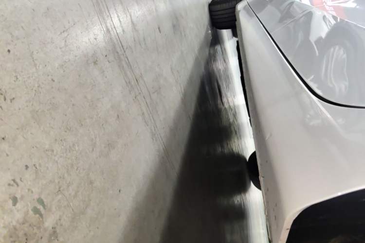 Used Roewe i5 2026 Model 1.5L CVT Luxury Version Left Side Sill