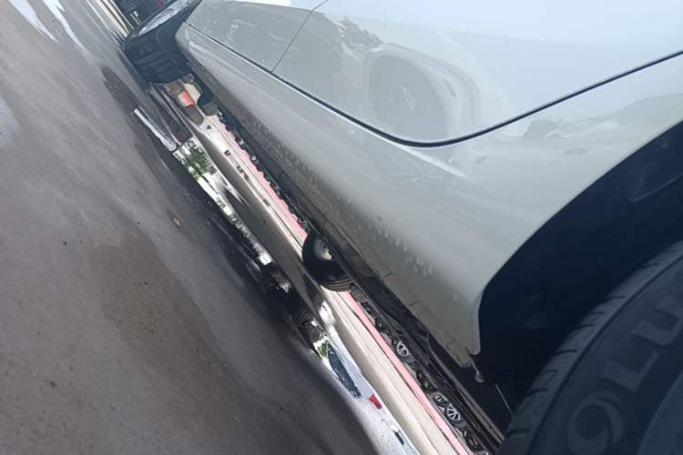 Used Roewe i5 2026 Model 1.5L Manual Comfort Version Left Side Sill