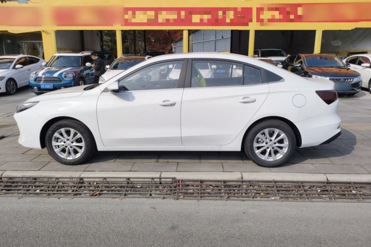 Used Roewe i5 2026 Model 1.5L CVT Luxury Version Left Side