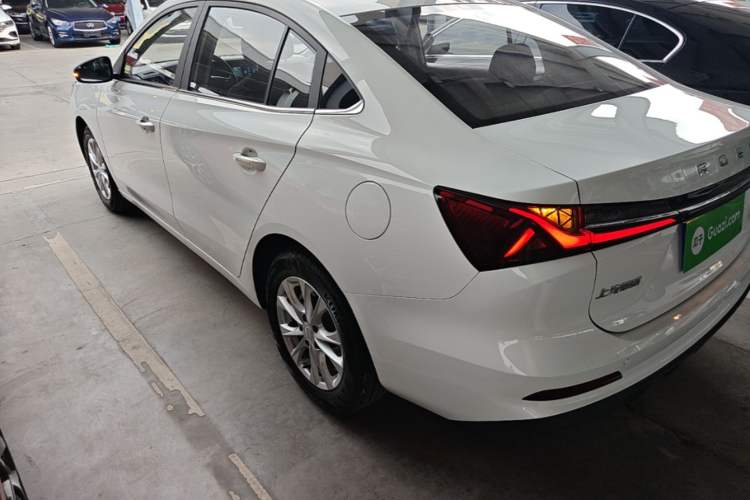Used Roewe i5 2026 Model 1.5L CVT Luxury Version Rear Left 45 Deg