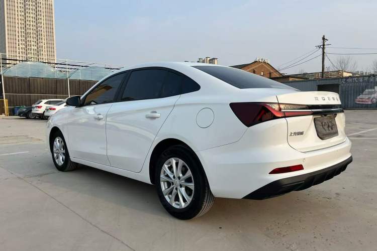 Used Roewe i5 2026 Model 1.5L Manual Comfort Version Rear Left 45 Deg