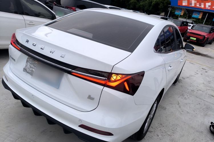 Used Roewe i5 2026 Model 1.5L CVT Luxury Version Rear Right 45 Deg