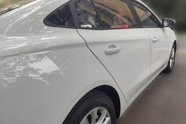 Used Roewe i5 2026 Model 1.5L Manual Comfort Version Rear Right 45 Deg