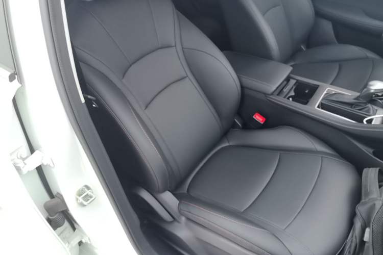 Used Roewe i5 2026 Model 1.5L CVT Luxury Version Right Front Seat