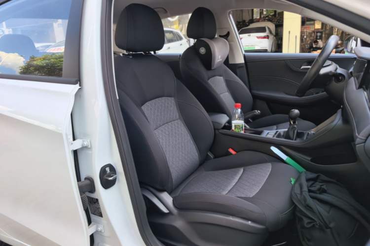 Used Roewe i5 2026 Model 1.5L Manual Comfort Version Right Front Seat