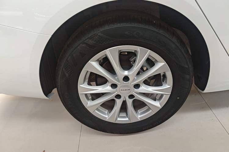 Used Roewe i5 2026 Model 1.5L CVT Luxury Version Right Rear Wheel Hub
