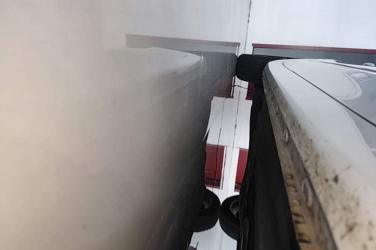 Used Roewe i5 2026 Model 1.5L Manual Comfort Version Right Side Sill