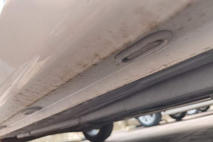 Used Roewe i5 2026 Model 1.5L CVT Luxury Version Right Side Sill