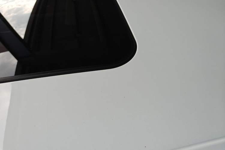 Used Roewe i5 2026 Model 1.5L CVT Luxury Version Roof