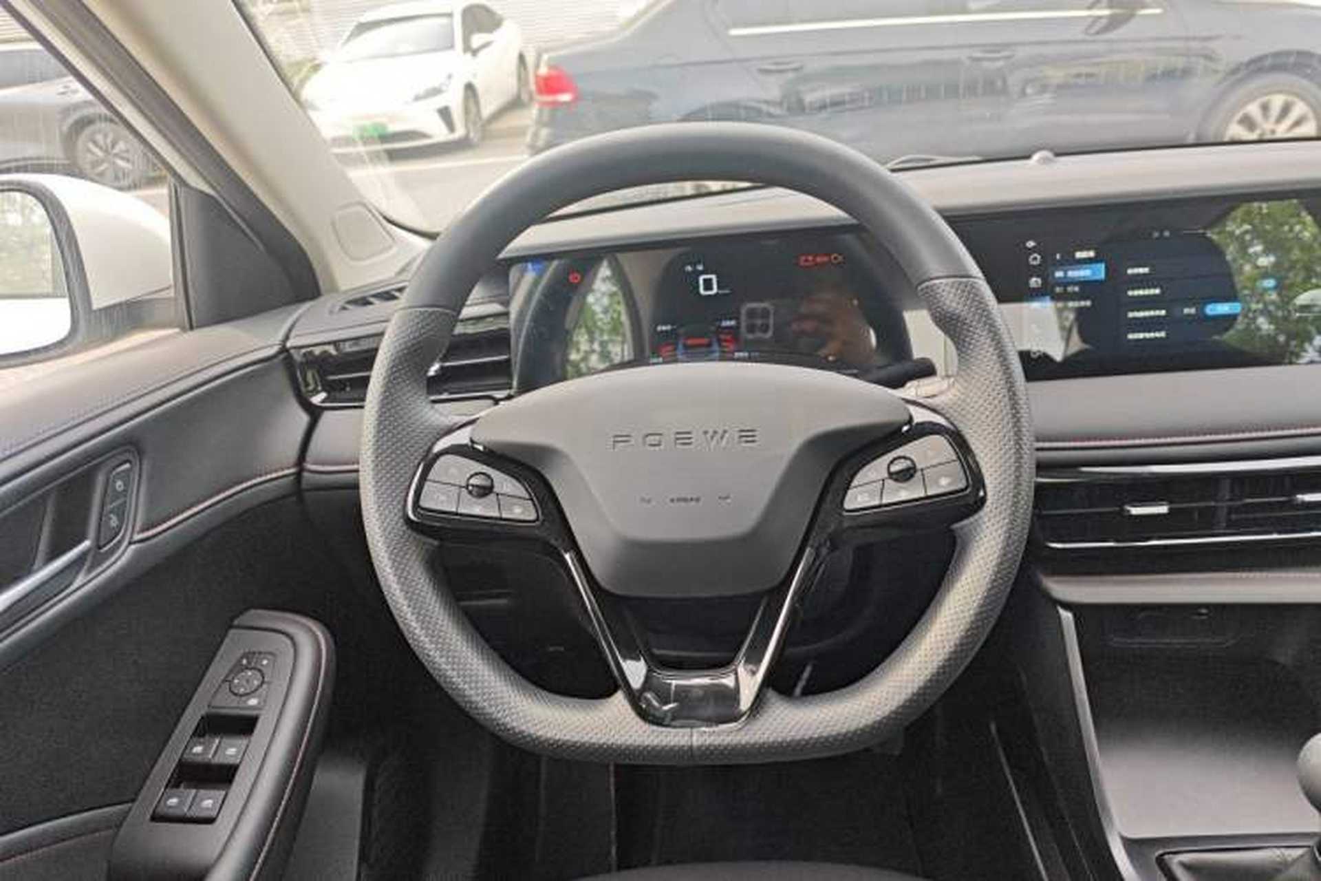 Used Roewe i5 2026 Model 1.5L Manual STD Steering Wheel