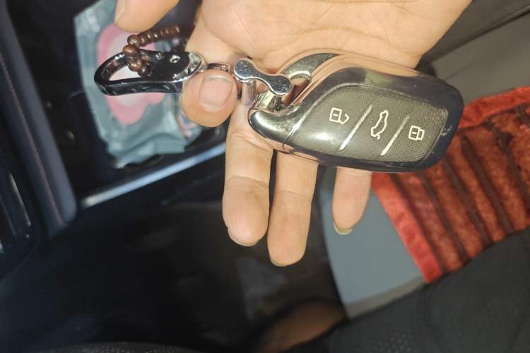 Used Roewe i5 2026 Model 1.5L Manual Comfort Version Vehicle Key
