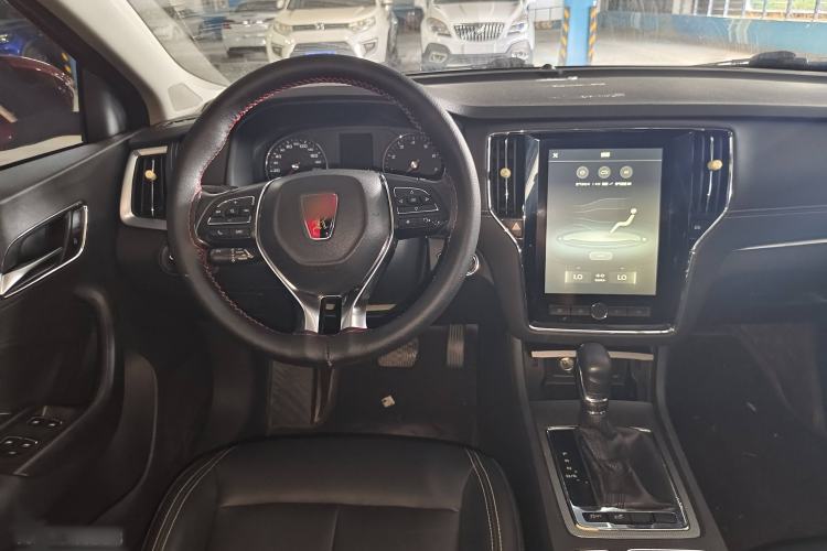 Used Roewe i6 2017 20T Automatic Internet Smart Edition Interior 2