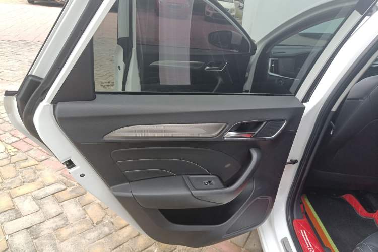 Used Roewe i6 2019 PLUS 1.6L CVT 4G Connected Flagship Deluxe Edition Left Rear Door Interior