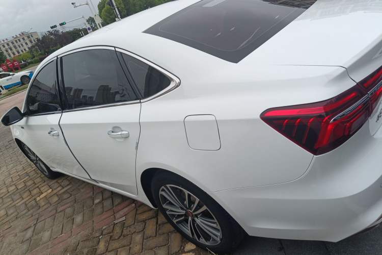 Used Roewe i6 2019 PLUS 1.6L CVT 4G Connected Flagship Deluxe Edition Left Side