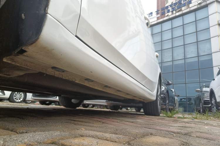 Used Roewe i6 2019 PLUS 1.6L CVT 4G Connected Flagship Deluxe Edition Left Side Sill
